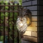 Mała latarnia naścienna Plantation – 1 źródło światła – Oksydowany brąz HK-PLANTATION-S-BU Elstead Lighting
