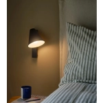 Czarna lampa ścienna Wilmer port USB-C 2512281003 Nordlux