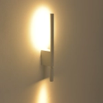 Lampa ścienna EXPLORE biała 43 cm MB81806-WH Step into design
