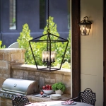 Latarnia wisząca Alford Place – 4 źródła światła – Czarna QN-ALFORD-PLACE-4P-MB IP44 Elstead Lighting