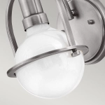Kinkiet Somerset – 1 źródło światła – Opalowe szkło – Szczotkowany nikiel QN-SOMERSET1-BN Elstead Lighting