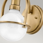 Kinkiet Somerset – 1 źródło światła – Opalowe szkło – Stary mosiądz QN-SOMERSET1-HB Elstead Lighting