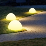 Lampa ogrodowa półkula ATMOSPHERE L LED RGBW 16 kolorów 50 cm - zdjęcie produktu