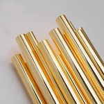 Lampa ścienna TUBO GOLD 50 cm- nowoczesny metalowy kinkiet do salonu - zdjęcie produktu