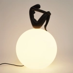 Lampa stołowa WOMAN-2 ,47 cm - czarna figura, biały klosz - zdjęcie produktu