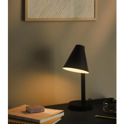Czarna lampa stołowa Wilmer port USB-C 2512305003 Nordlux