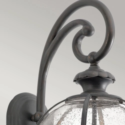 kinkiecik.pl Latarnia naścienna Halleron – 3 źródła światła KL-HALLERON-2M Elstead Lighting