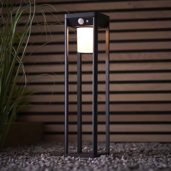 Kinkiecik.pl Lampa stojąca HALLAM POST PHOTOCELL & PIR 96929 ENDON