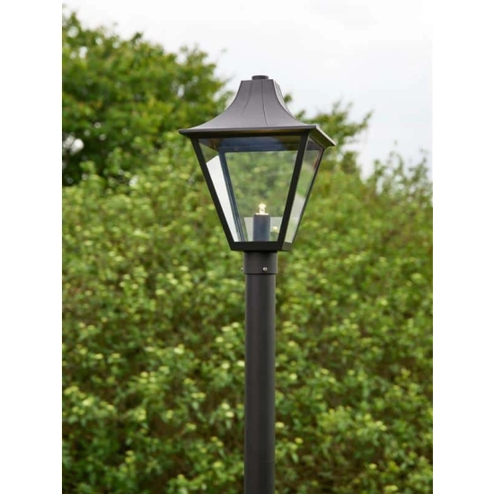 kinkiecik.pl Lampa stojąca Postlamp czarna 1L GARDEN 24 108171 Markslojd