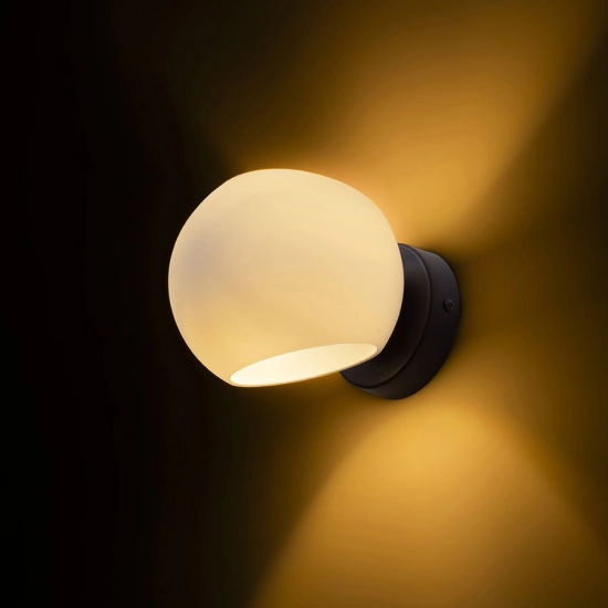 SOLARIS natynkowa szkło mleczne/czarna 230V LED E14 7W R13995 Rendl light studio