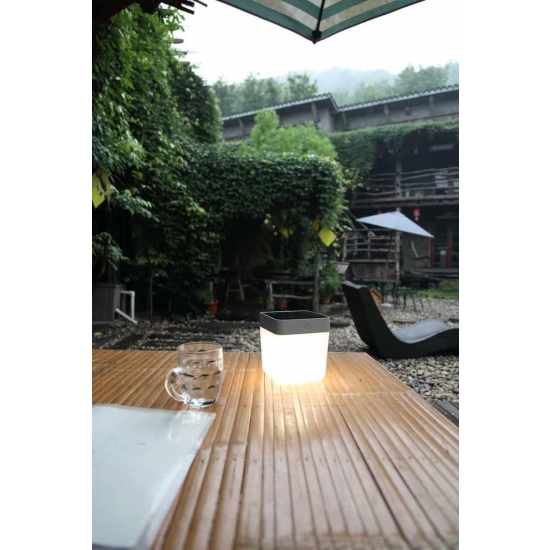 kinkiecik.pl Lampa stojąca TABLE CUBE 6908001337 IP54 LUTEC