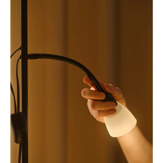 Czarna lampa podłogowa Lauria 2512554003 Nordlux