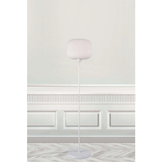 kinkiecik.pl Lampa podłogowa Milford 48924001 Nordlux