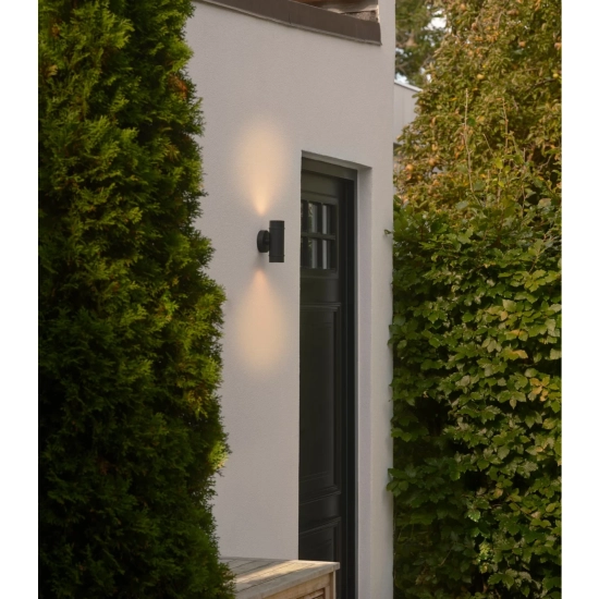 Lampa ścienna zewnętrzna Artilus IP54, czarna 2418151003 Nordlux