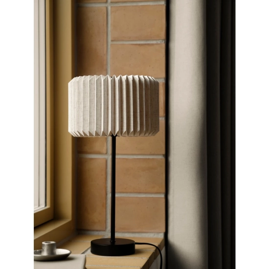 Lampa stołowa Vivienne – elegancka lampka z plisowanym abażurem z tkaniny 2612265003 Nordlux