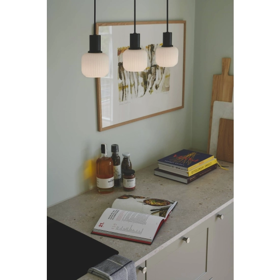 Lampa wisząca Milford 3xE14 czarna 2412623003 Nordlux