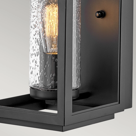 Średni kinkiet Atwater – 1 źródło światła – Czarny QN-ATWATER-M-BK Elstead Lighting