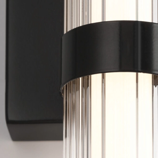 Średni kinkiet LED Fayton – Matowa czerń QN-FAYTON-M-BK Elstead Lighting