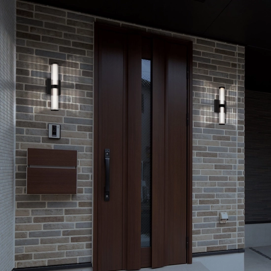 Mały kinkiet LED Fayton – Matowa czerń QN-FAYTON-S-BK Elstead Lighting
