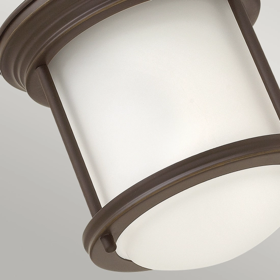 Plafon Hadrian – 1 źródło światła – Szkło opalowe – Olejowany brąz QN-HADRIAN-MINI-F-OZ-OPAL Elstead Lighting