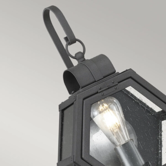 Mały kinkiet Heath – 1 źródło światła – Cętkowana czerń QN-HEATH-S-MB Elstead Lighting