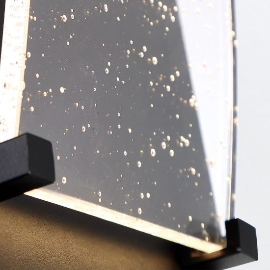 Średnia latarnia naścienna Kabo – Teksturowana czerń QN-KABO-M-BK Elstead Lighting