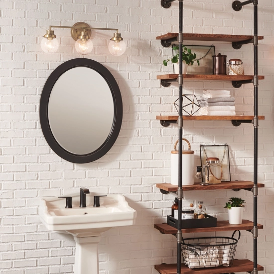 Kinkiet Poppy – 3 źródła światła – Stary mosiądz QN-POPPY3-HB-BATH Elstead Lighting