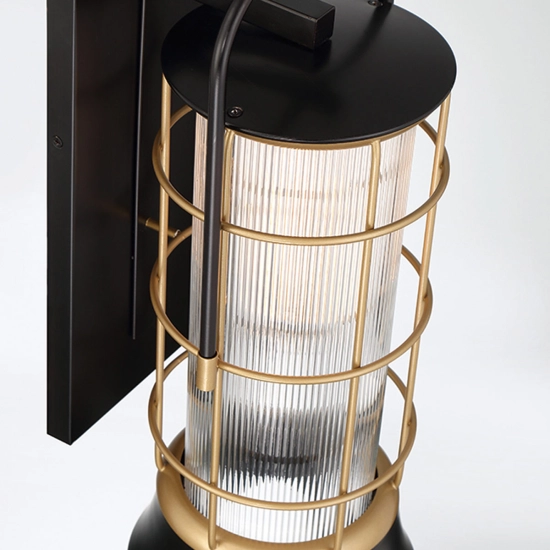 Średnia latarnia naścienna Rivamar – 1 źródło światła – Czarno-złoty QN-RIVAMAR-M-BLK-GD Elstead Lighting
