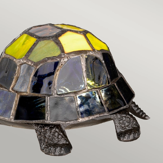 Dekoracyjna lampka w kształcie żółwia lądowego Tiffany – Wbudowany moduł LED QZ-TORTOISE-TL Elstead Lighting