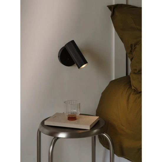 Ryflowany kinkiet Vico - czarny 2612591003 Nordlux