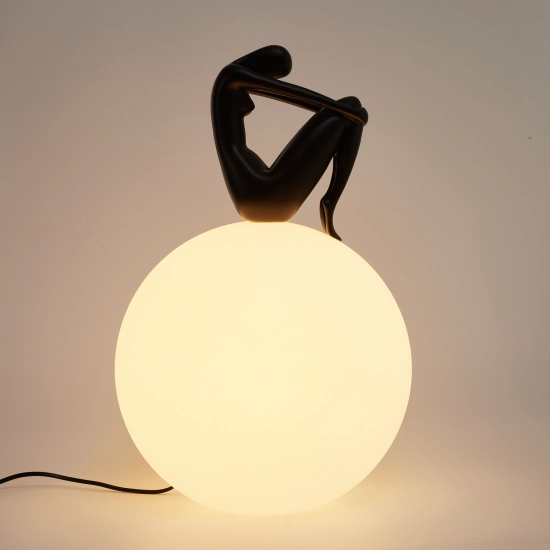 Lampa stołowa WOMAN-2 ,47 cm - czarna figura, biały klosz - zdjęcie produktu