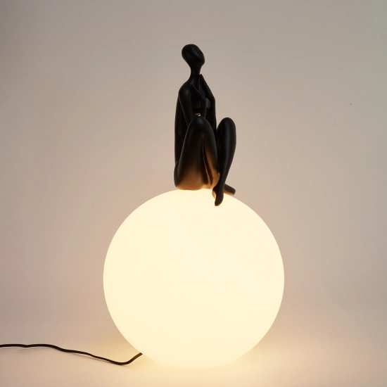Lampa stołowa WOMAN-3 ,47 cm -czarna figura,biały klosz - zdjęcie produktu