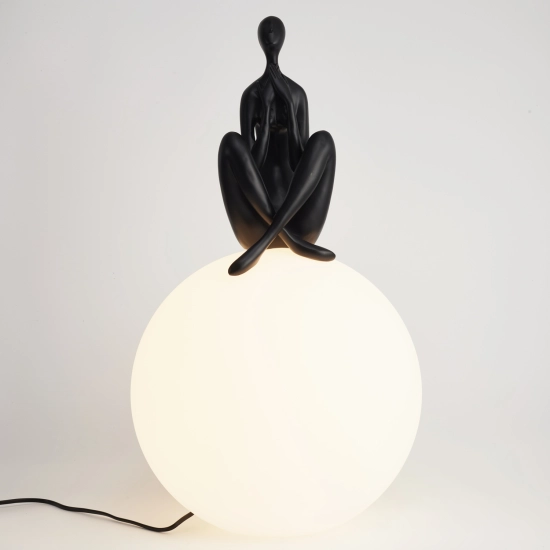 Lampa stołowa WOMAN-3 ,47 cm -czarna figura,biały klosz - zdjęcie produktu